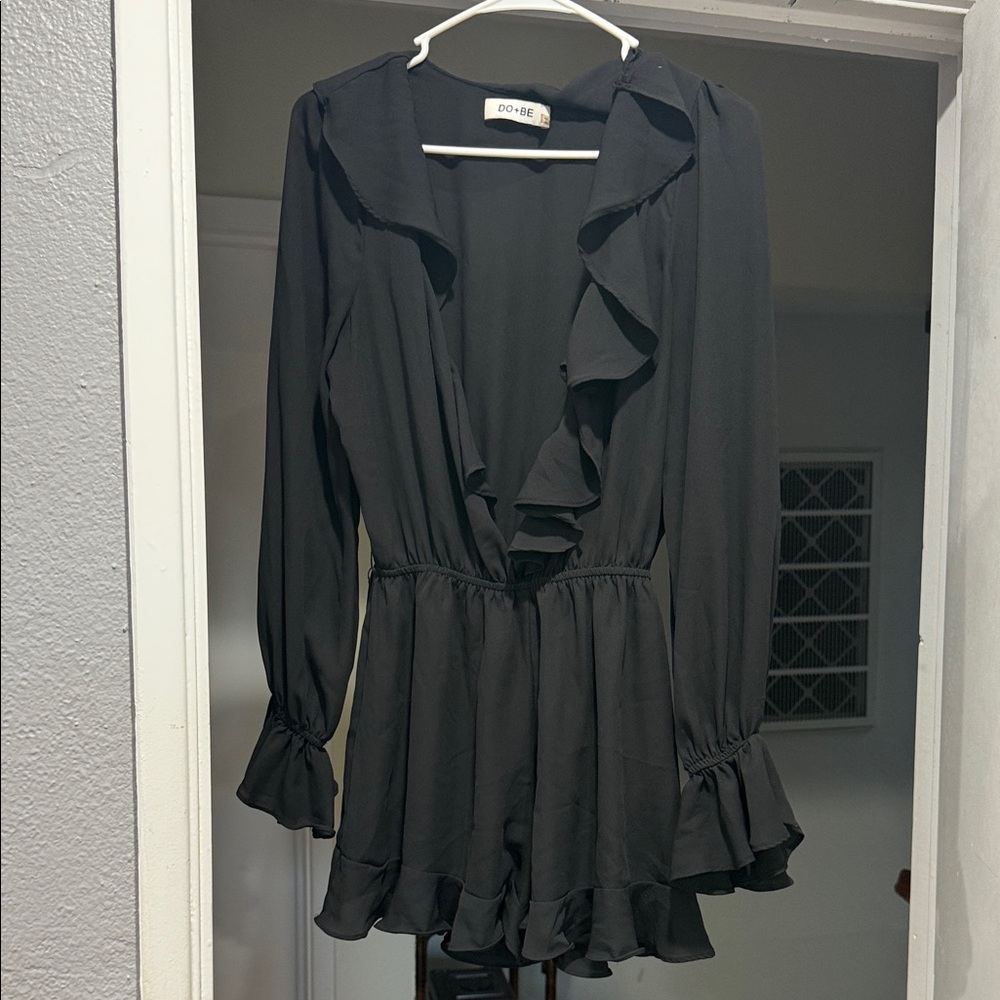 DO+BE Black Ruffle Long Sleeve Romper Dress